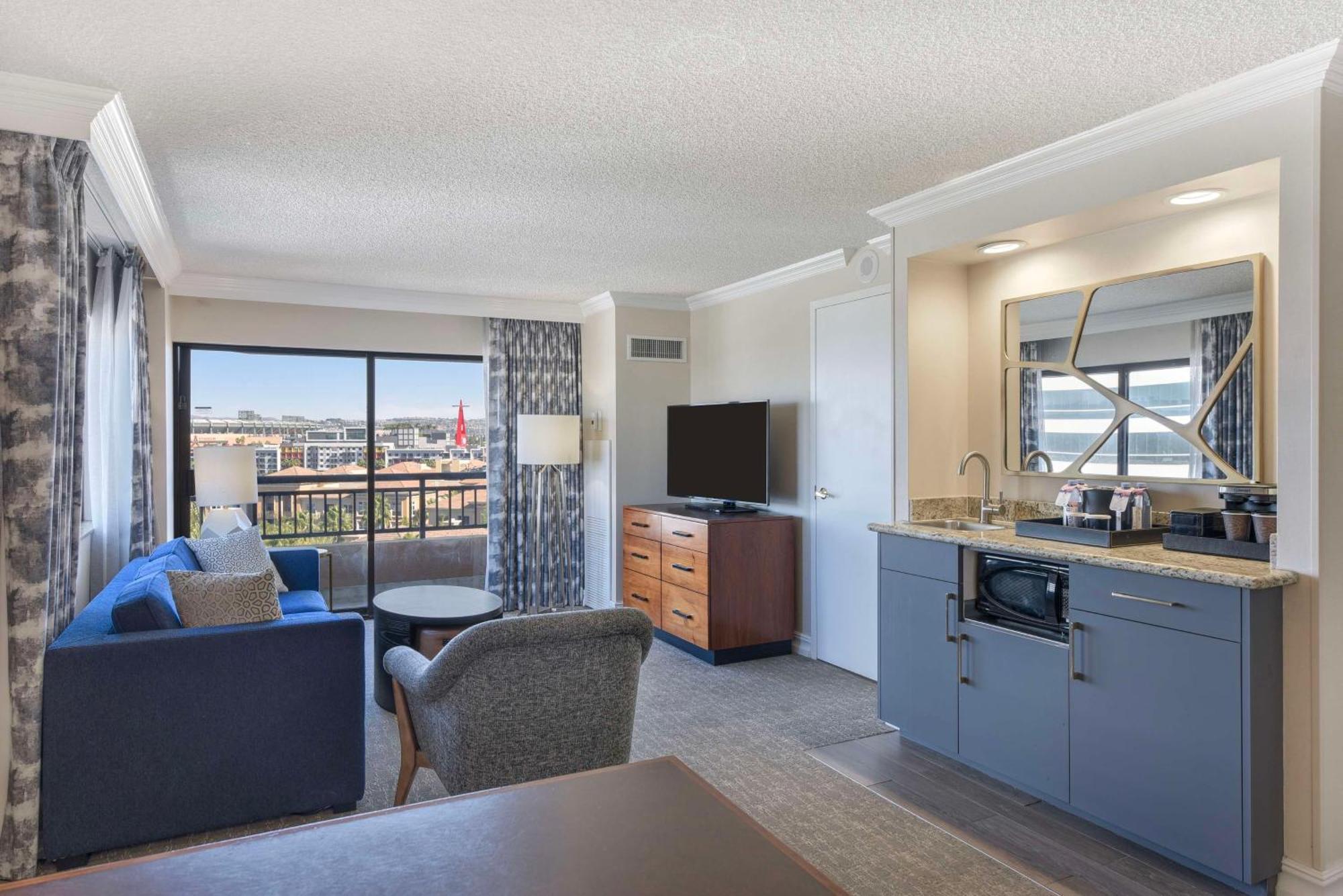 Embassy Suites By Hilton Anaheim-Orange Eksteriør bilde
