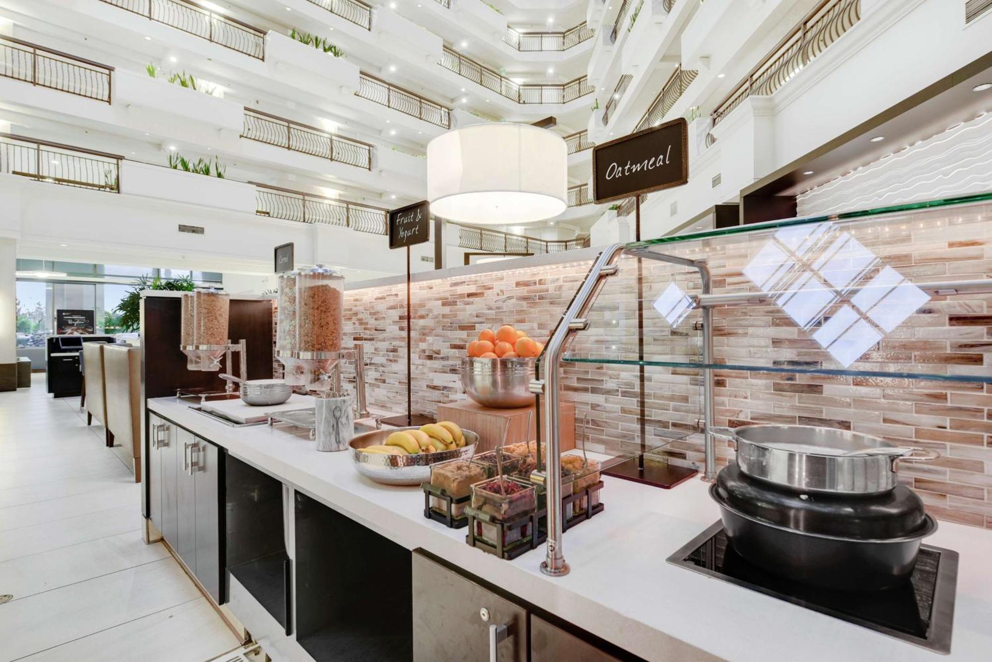 Embassy Suites By Hilton Anaheim-Orange Eksteriør bilde