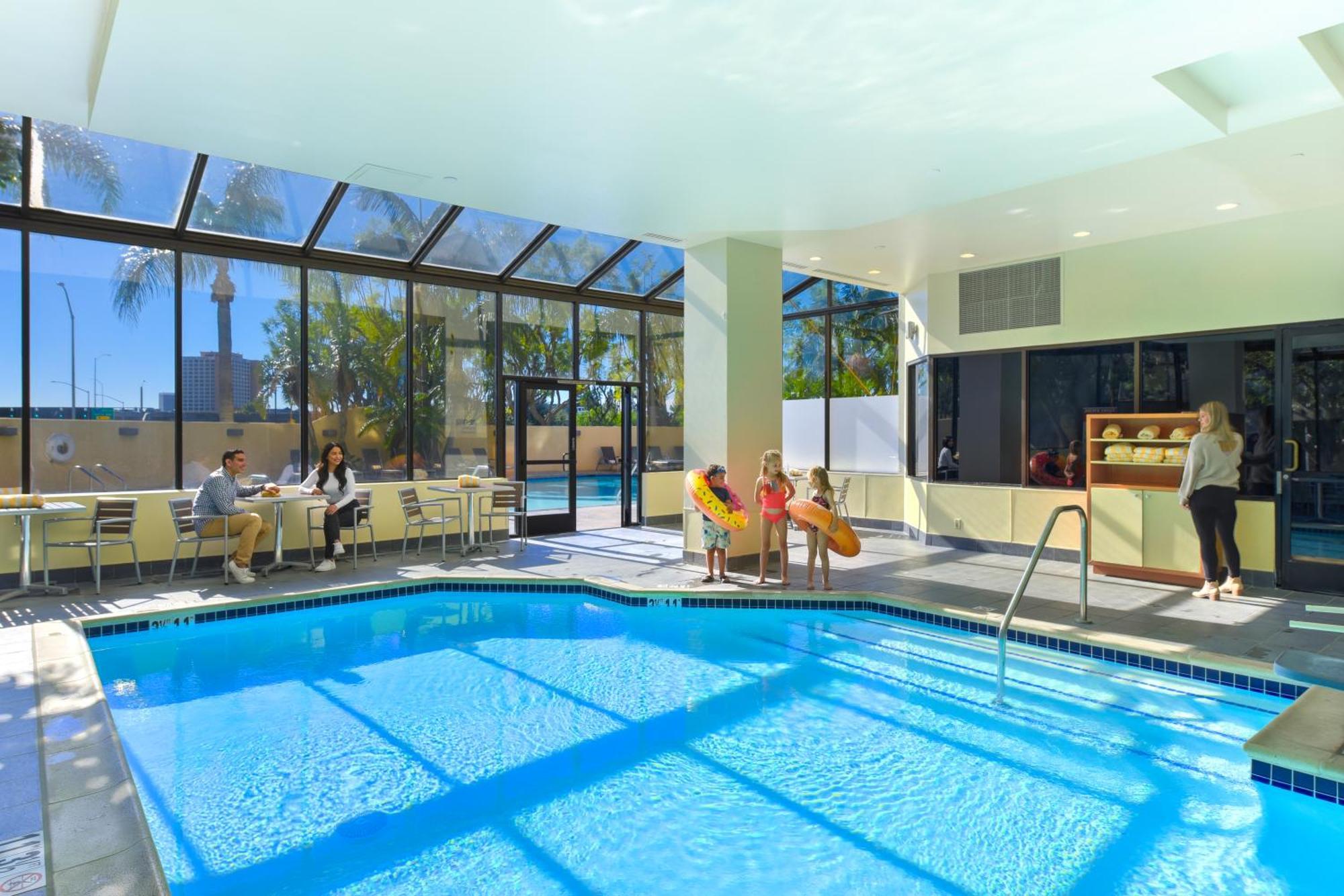 Embassy Suites By Hilton Anaheim-Orange Eksteriør bilde